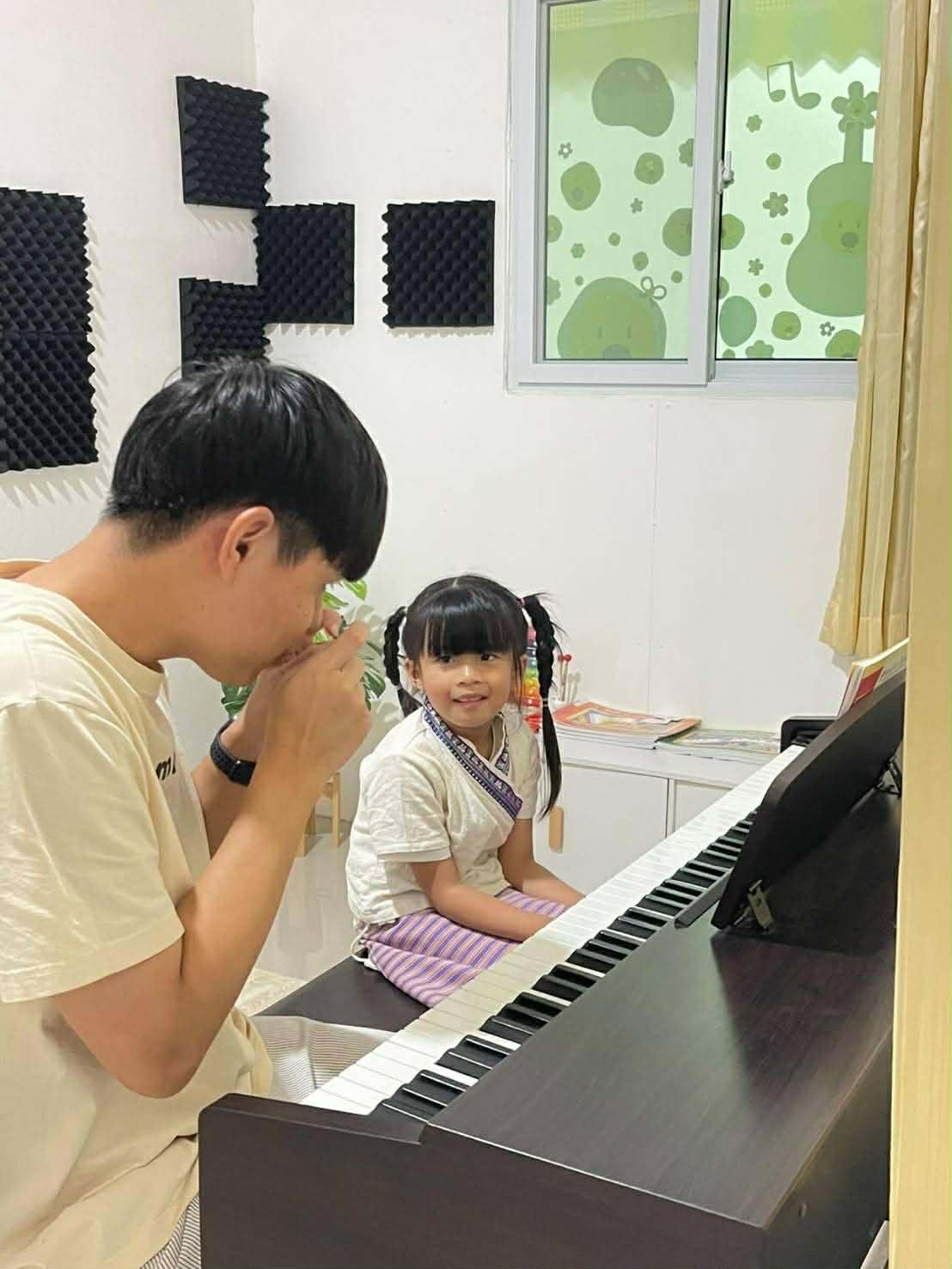 Piano class 14